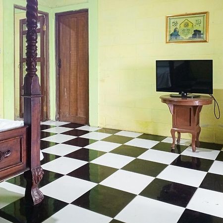 Villa Kampus Near Taman Safari Cisarua Puncak Redpartner Bogor Dış mekan fotoğraf