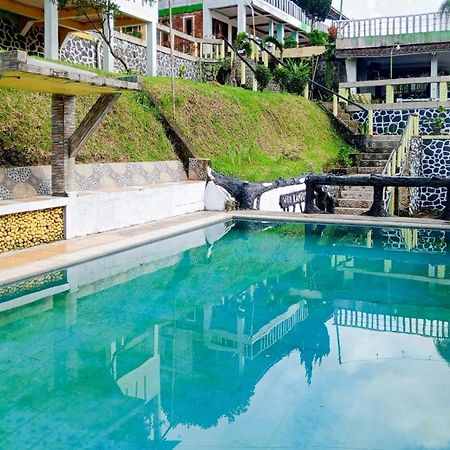 Villa Kampus Near Taman Safari Cisarua Puncak Redpartner Bogor Dış mekan fotoğraf
