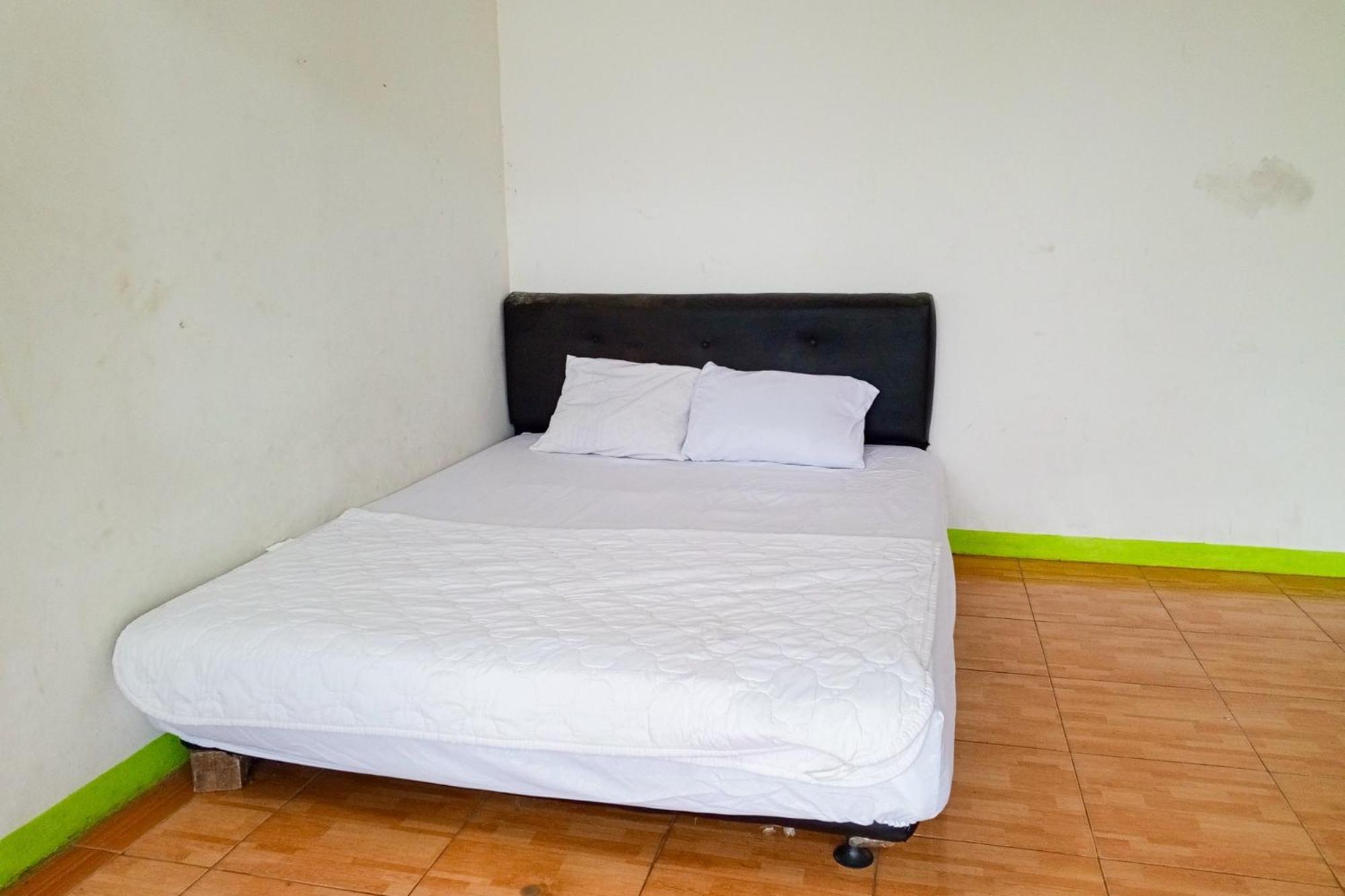 Villa Kampus Near Taman Safari Cisarua Puncak Redpartner Bogor Dış mekan fotoğraf