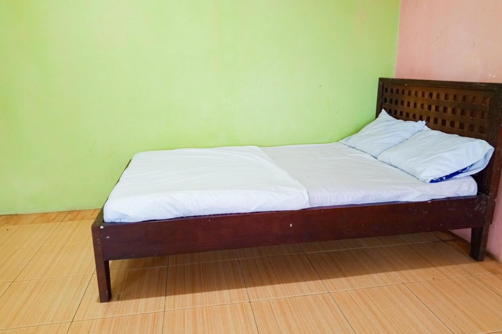 Villa Kampus Near Taman Safari Cisarua Puncak Redpartner Bogor Dış mekan fotoğraf