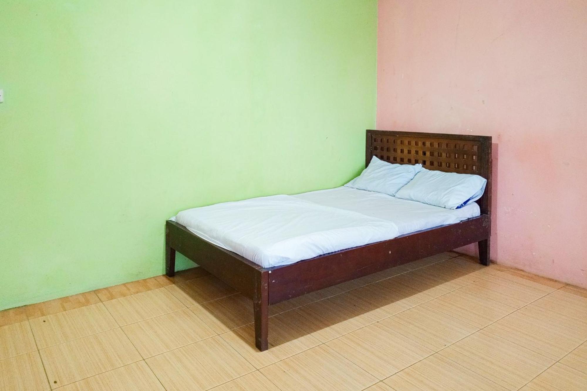 Villa Kampus Near Taman Safari Cisarua Puncak Redpartner Bogor Dış mekan fotoğraf